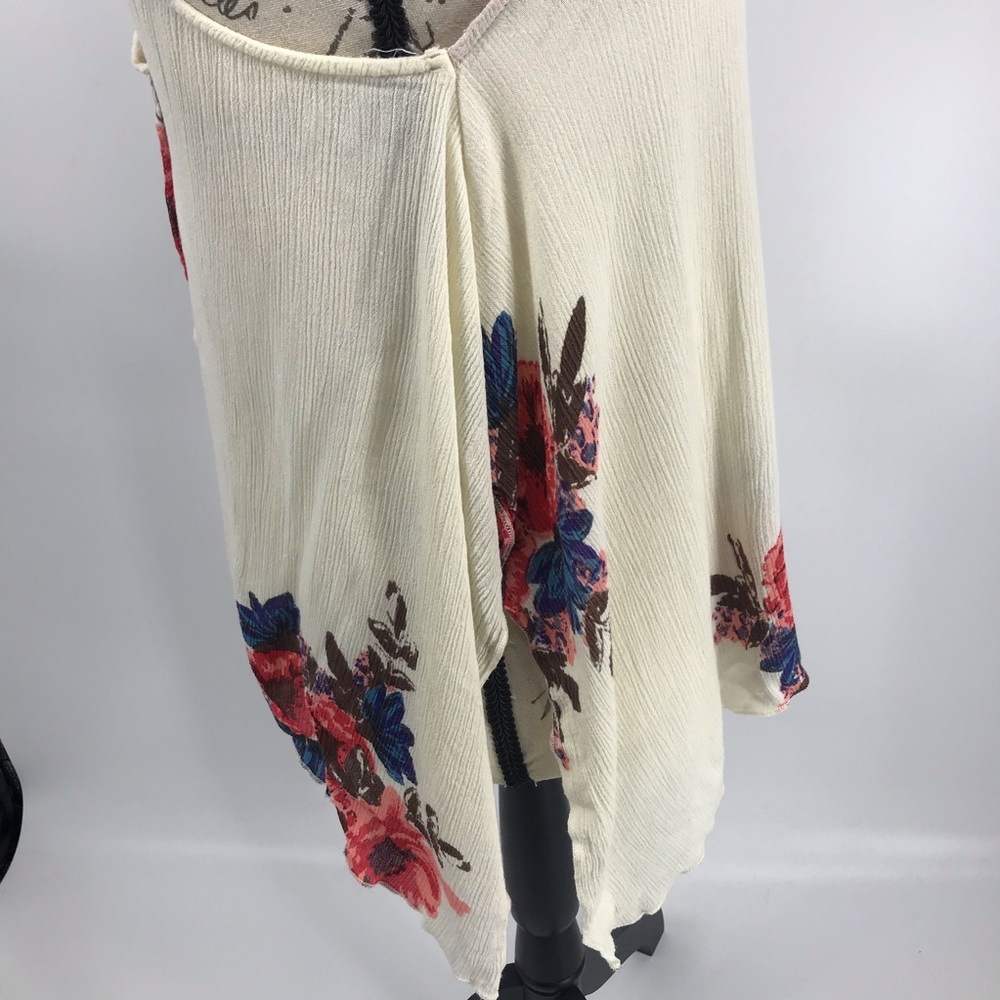 O’Neil floral halter tank M - Picture 3 of 8
